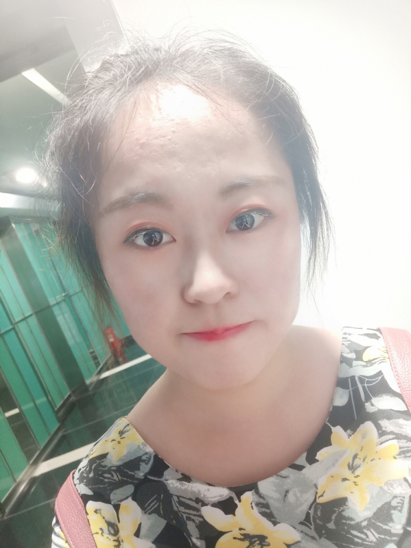 小花伞的第一张照片--哈尔滨中老年相亲网